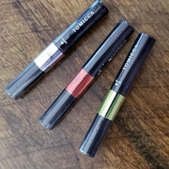 3/$15 🥰 TOMICCA AIR CUSHION MAGIC POWDER PEN - Picture 3 of 3